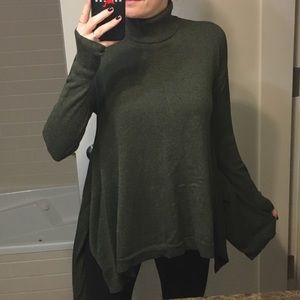 Mossimo Supply Co. Sweaters - Olive Green Turtleneck Sweater Mossimo Supply Co. Sweaters - Olive Green Turtleneck Sweater
